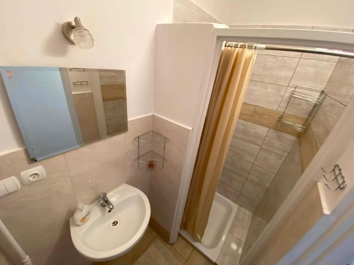 Appartamento Jasmin Budry Esterno foto